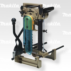 MAKITA lančani rezač za utore 7104L